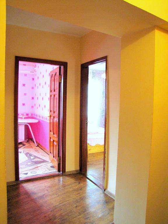 Guest House On Kaldaiakova 38 Αλμάτι Εξωτερικό φωτογραφία